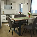 Bella Vista